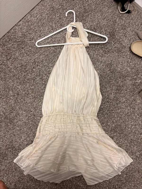 SheIn Light Yellow Halter Dress - Image 3