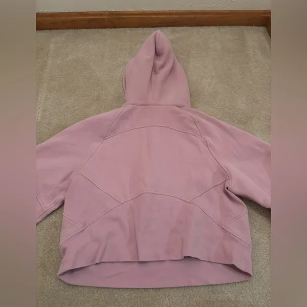 Lululemon Scuba Half Zip - Image 4