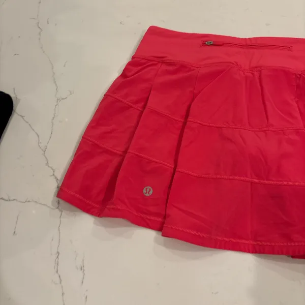 Lululemon pace rival skirt lip gloss pink size 4 - Image 4