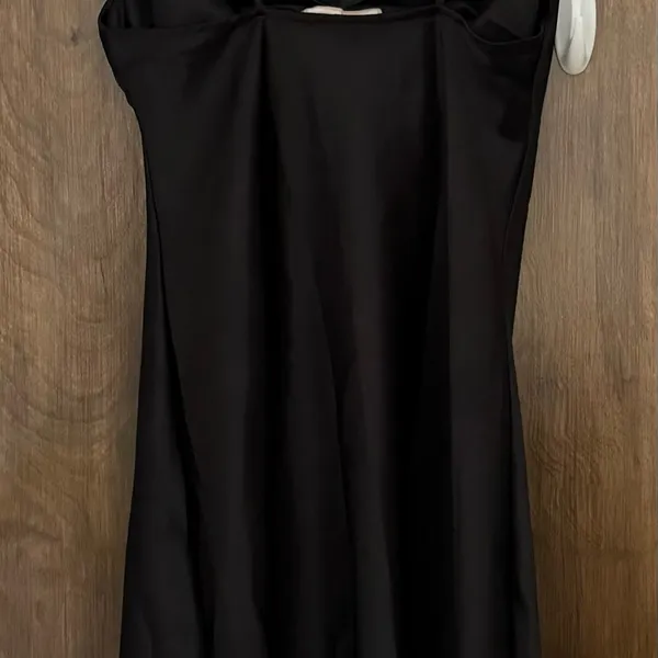 Threads & States black satin spaghetti straps cowl neck slip dress, size S party - Image 8