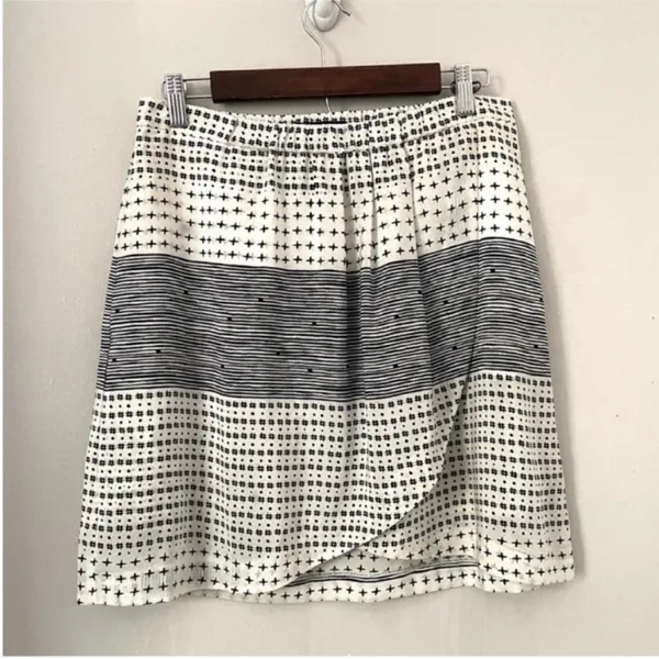 Madewell Mix Print Tulip silk Skirt size XS‎ - Image 3