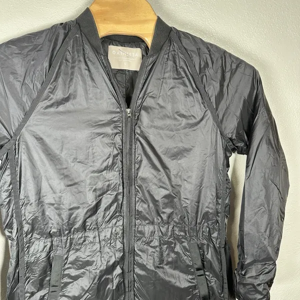 Athleta Summit Insulated Parka Small Black Water-Repellent Lightweight Jacket‎ - Image 2