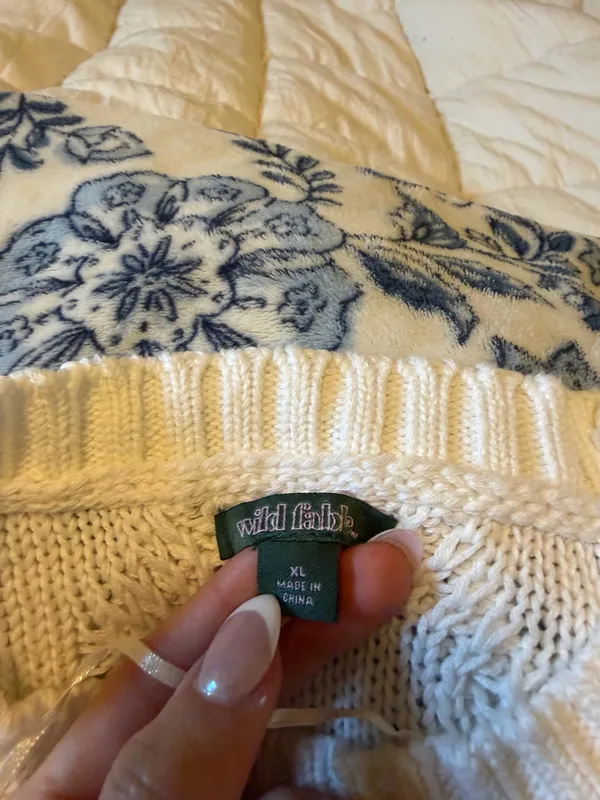 Wild Fable Cable Knit Sweater White - Image 2