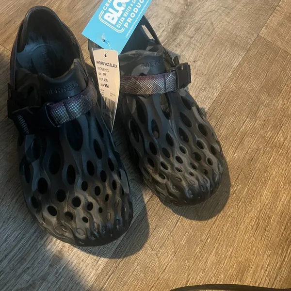 NWT Merrell shoes size‎ 9 - Image 2