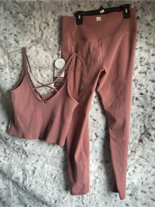 182.  Vuori set bundle 2pc large nwt - Image 2
