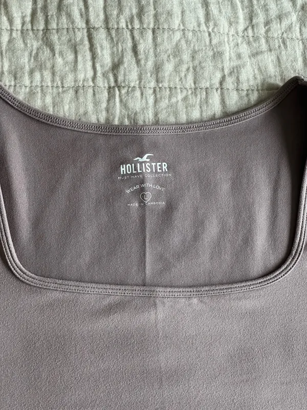 Hollister Mauve Tan Fitted Crop T-Shirt - Image 2