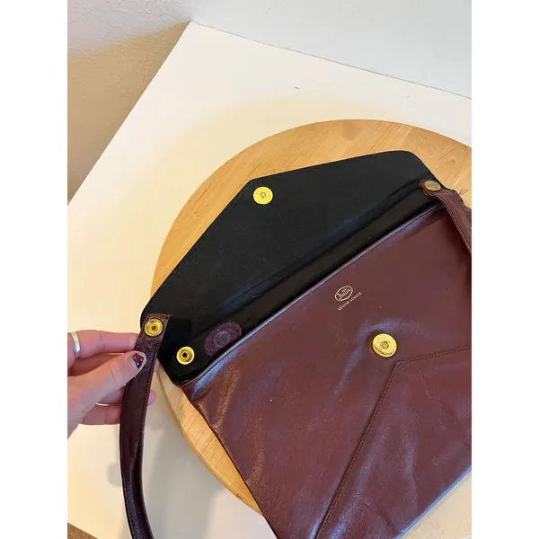Vintage Justin Burgundy Genuine Cowhide Leather Horseshoe Detail Shoulder Bag - Image 9