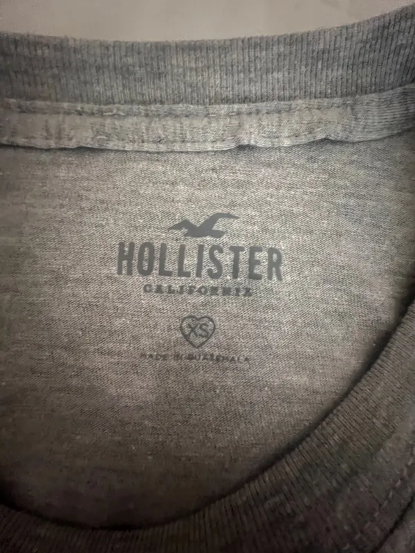 Hollister Olivia Rodrigo Baby Tee - Image 3