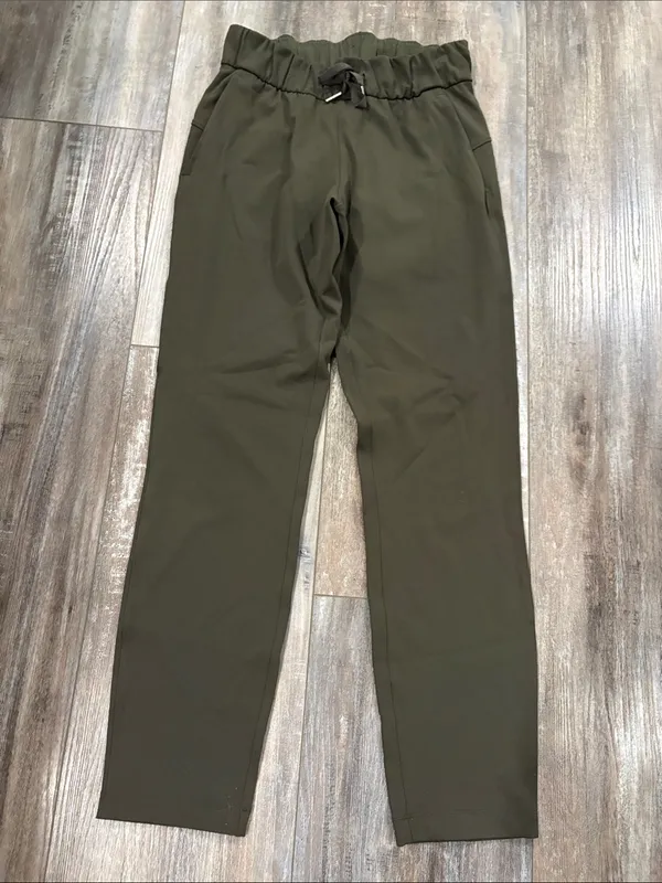 Lululemon On the Fly 7/8 Pant Size 2 Dark Olive Green Luxtreme Drawstring Pants - Image 3
