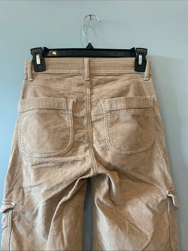 Tan Cargo Corduroy women’s Pants - American Eagle - Image 4