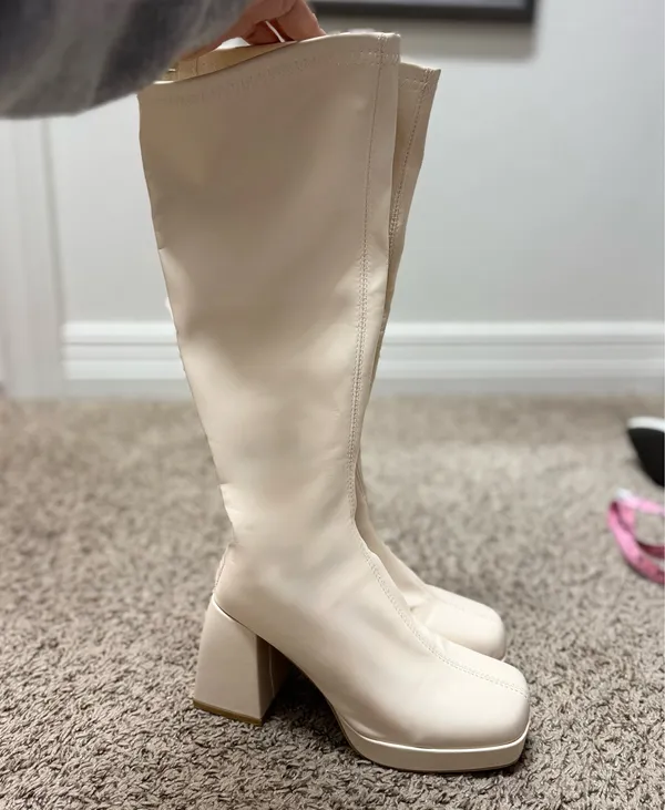 Beige Knee - Image 2