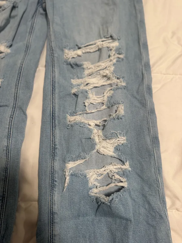 American Eagle Jeans - Image 2