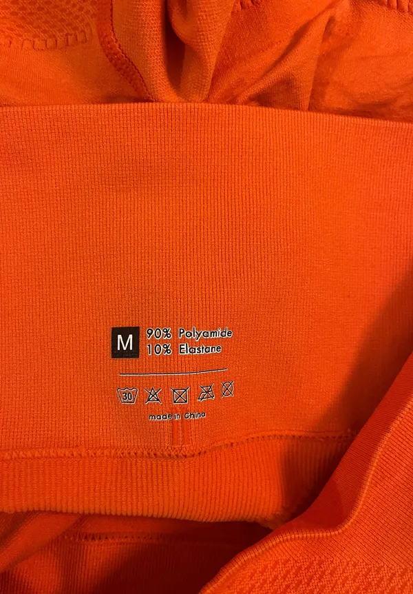 Seamless Gym Shorts Orange Size M - Image 4