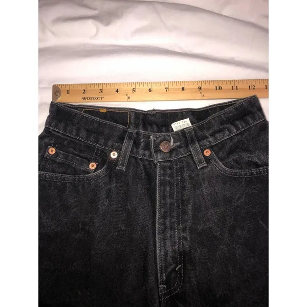 Vintage Levis Black Jeans Slim Fit Tapered Leg Size 9 Womens Black 90s USA Made - Image 4