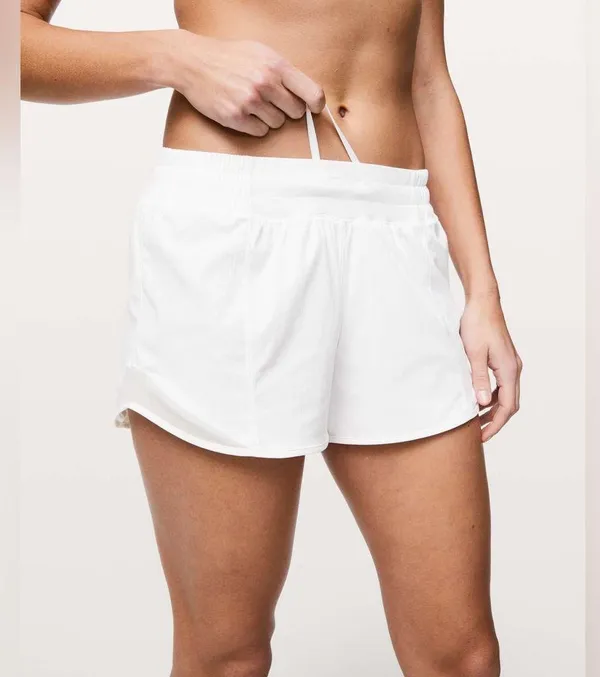 LULULEMON Hotty Hot Short II *Long 4" in White Sz. 8 - Image 3