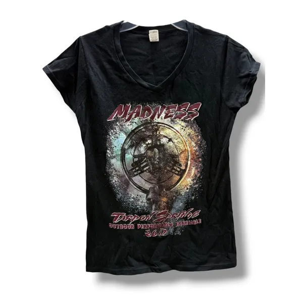 Gildan Madness Tarpon Springs Outdoor Performance‎ Ensemble 2017 V-Neck Tee M Band Mom - Image 2