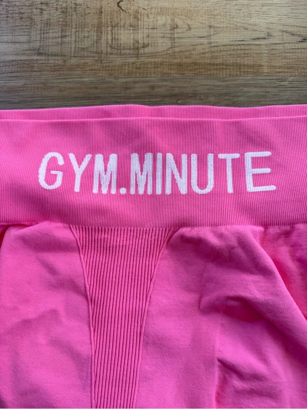 Gym.nute Pink High-Waist Seamless Scrunch Bike Shorts Size XL - Image 4