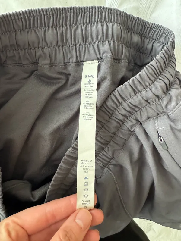Hottie Hot Lululemon Shorts 2.5" Low-Rise - Image 3