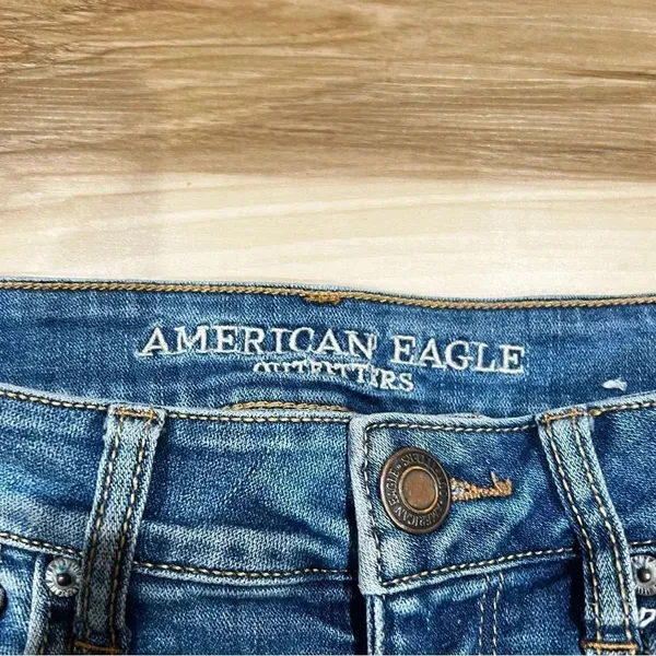 American Eagle Cuffed Jean Shortie Shorts Women’s 2 - Image 3