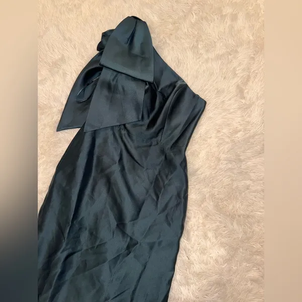 NEW Alfred Sung Bow One-Shoulder Satin Twill Mermaid Ever green Gown SZ 4 - Image 4