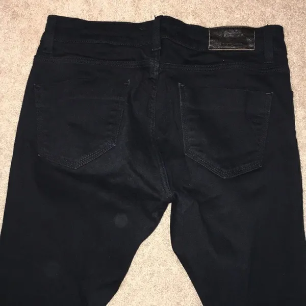 Zara Basic Jeanswear Black Skinny Jeans - Image 5