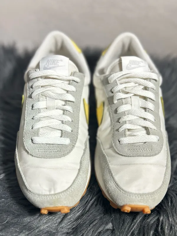 Nike Daybreak 'Summit White Saturn Gold' Classic Trainer Sneakers Size 7 - Image 3