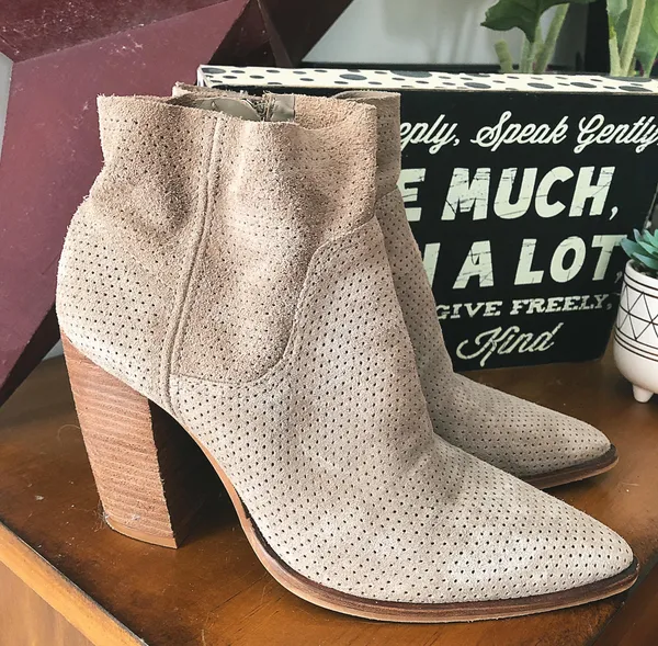 Vince Camuto 💖Cava Booties💖 - Image 4