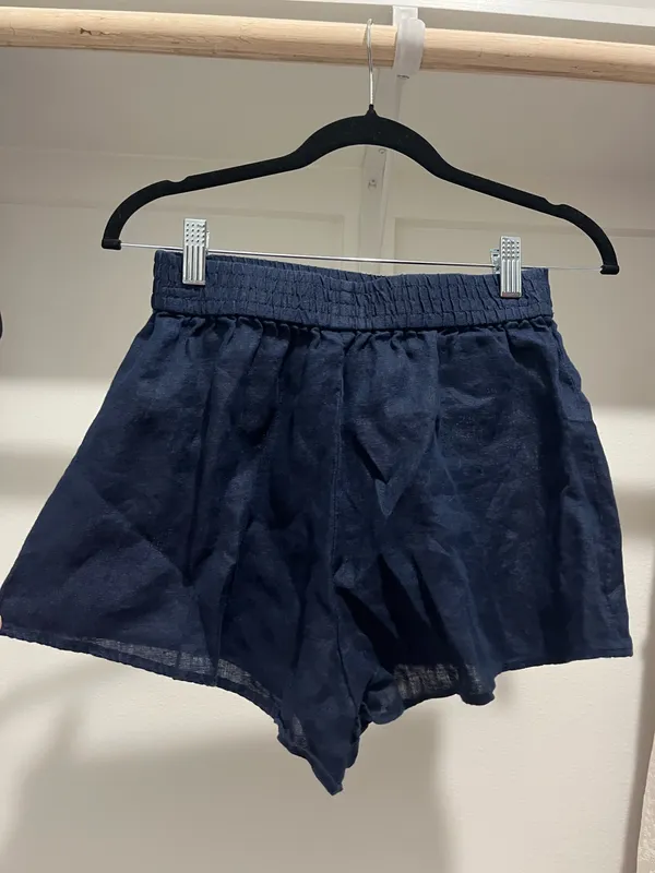 Zara Navy Blue Linen Shorts - Image 3