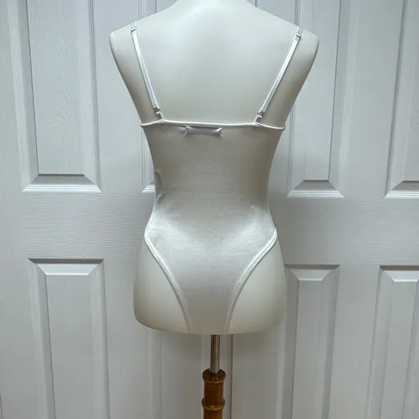 ADIKA White‎ Satin Bodysuit - Size S. - Image 13