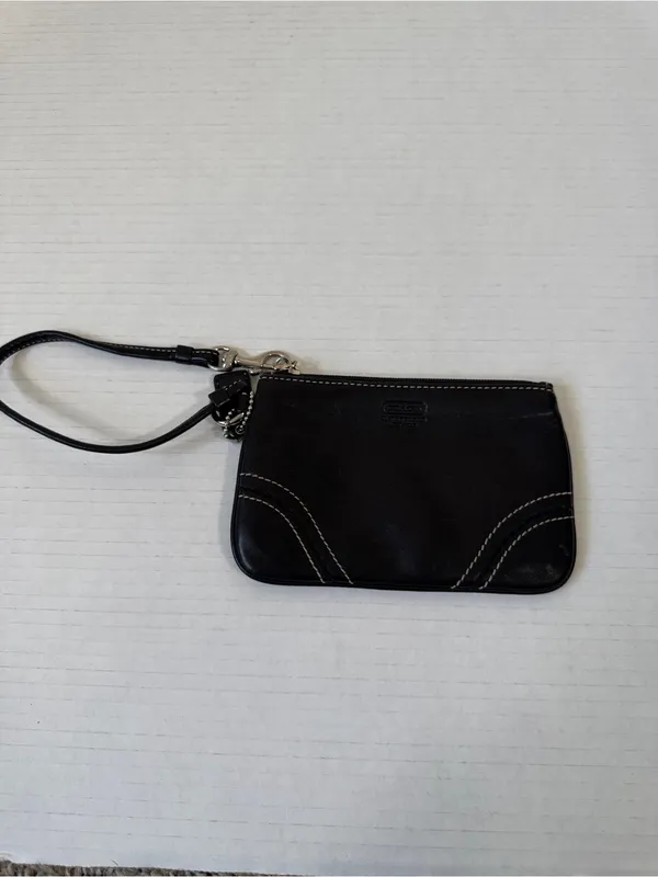 Coach Black Leather Wristlet Wallet Mini Classic - Image 6