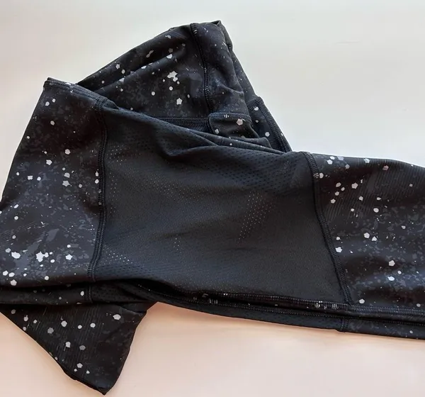 Reebok Black Night Sky Workout Leggings Small - Image 2