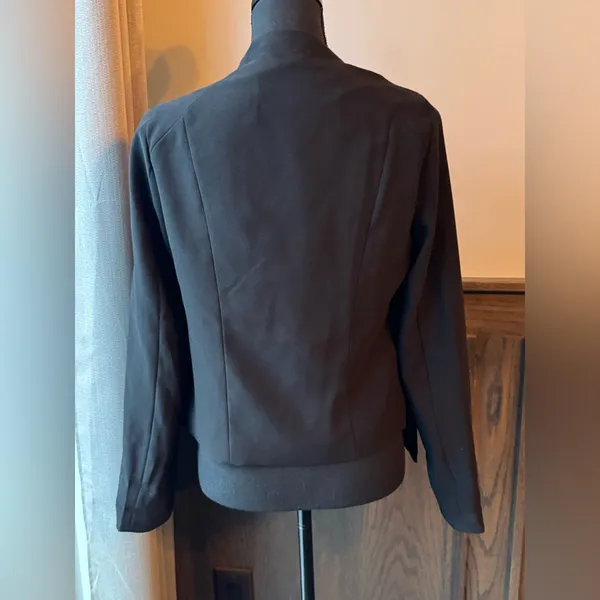 Bagatelle black Jacket size small - Image 4