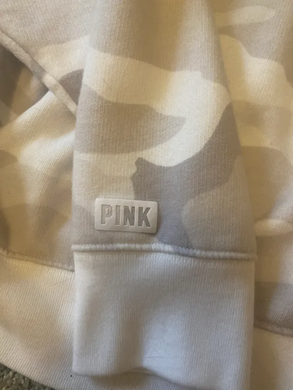 PINK Victoria’s Secret Whit Camo Crewneck - Image 5