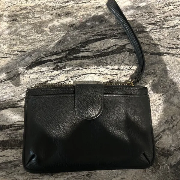 Universal Threads Black Clutch Wristlet - Image 4