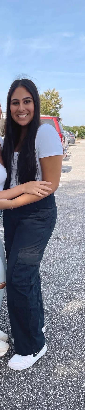 Hollister Ulta High-Rise Baggy Cargo Pants - Image 3