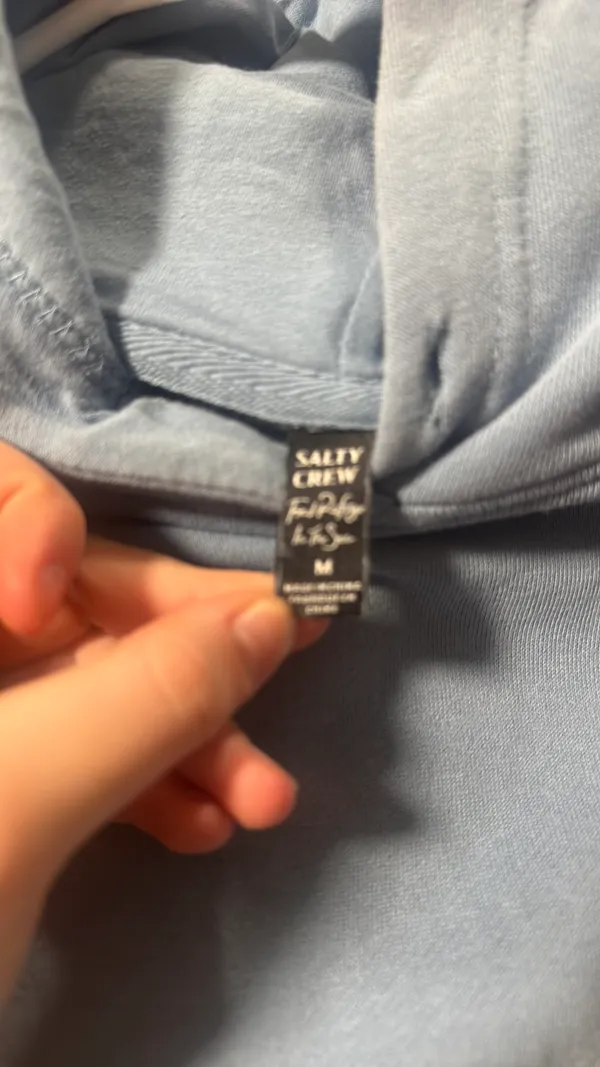 Salty crew hoodie - Image 2