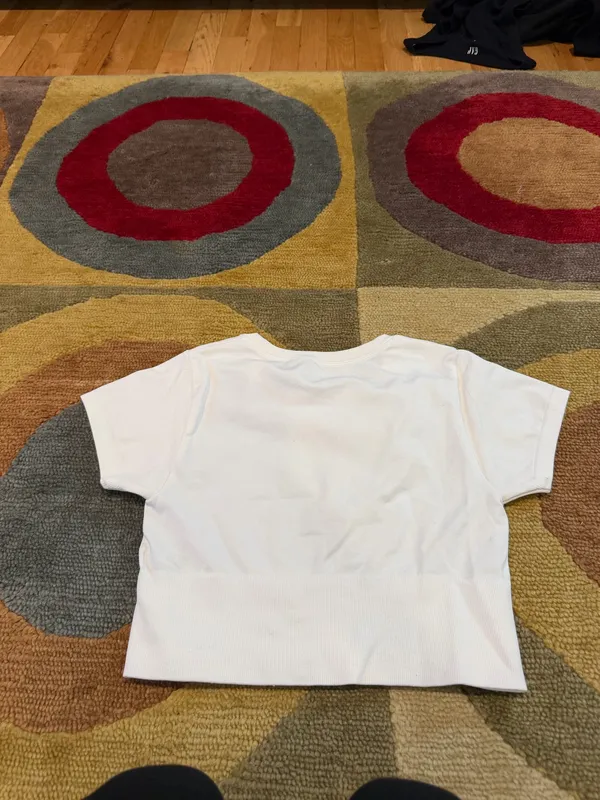 Offline by Aerie Sidewalk Seamless Crop Top White Workout Tee Shirt Size Small - Image 2
