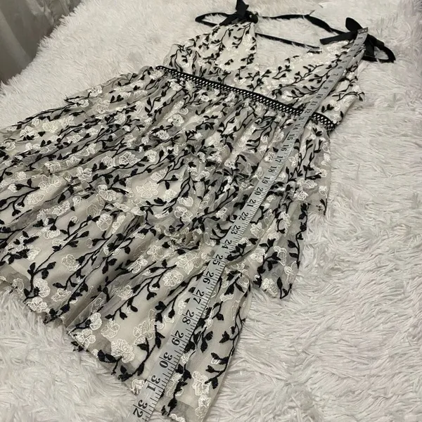 Bardot Embroidered Tiered Mini Dress in Black White Size 6 - Image 6