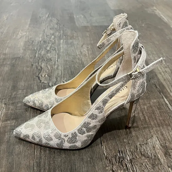 FINAL PRICE Gianni Bini Rhinestone Cheetah Heels - Image 4