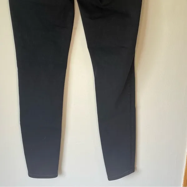 American Eagle Black Distressed NE(X)T Level Stretch Jegging Size 4 - Image 11