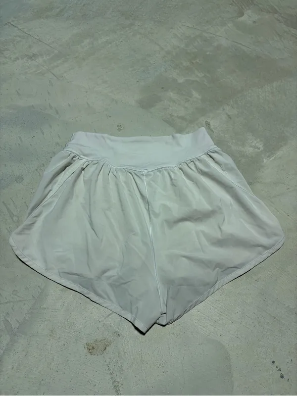 Aerie offline cream Athletic Shorts small - Image 9