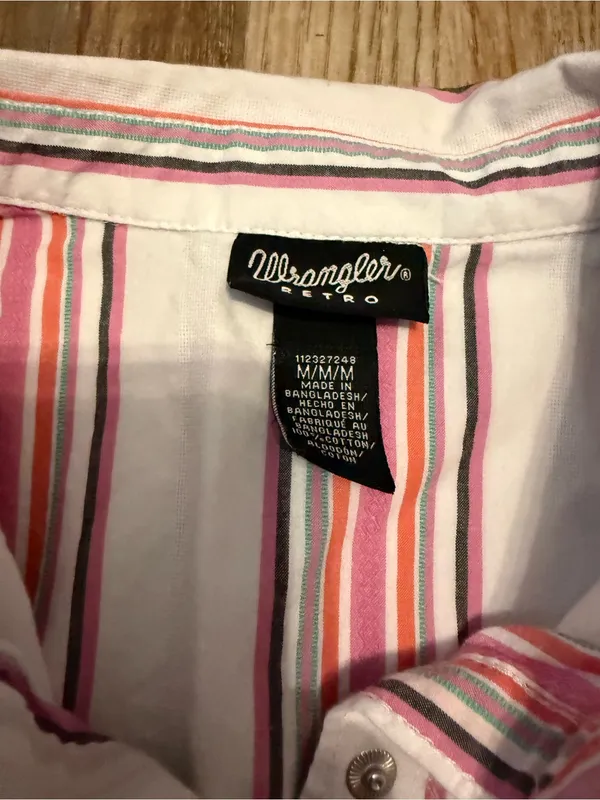 Wrangler Women's Retro Snap White Multicolor Strip Shirt - Image 3