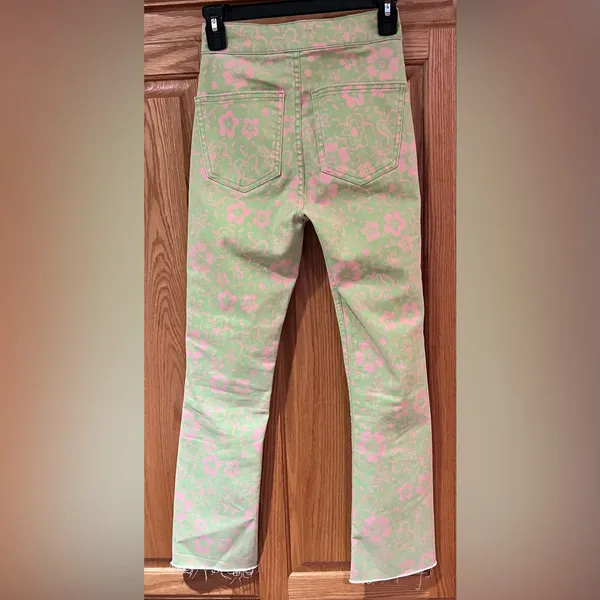 ZARA Green & Pink Floral Print Flare Cropped‎ Stretch Denim Jeans Y2k Size 4 - Image 4