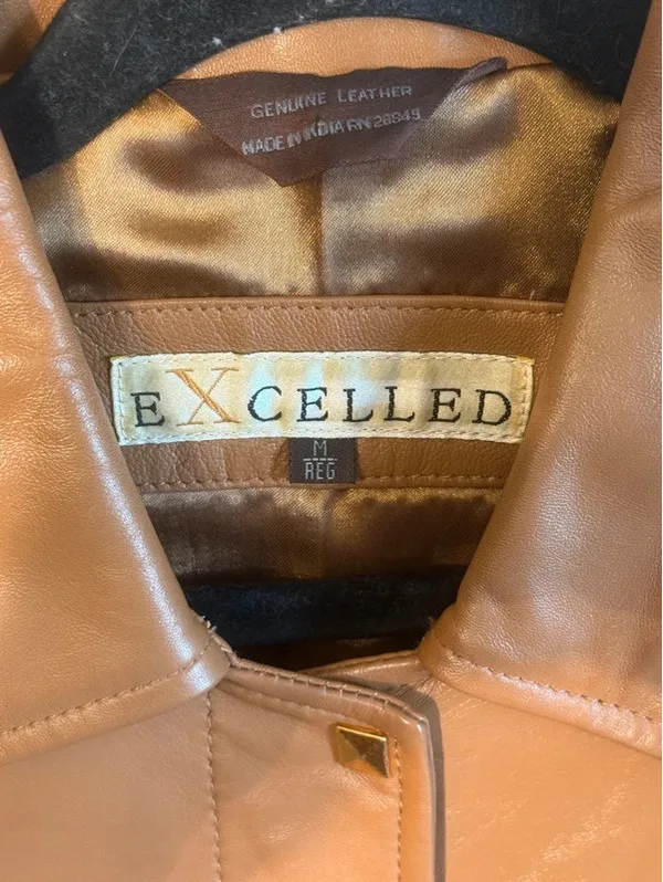 Excelled Tan Leather Coat Women's Jacket size Medium Brown - Image 3