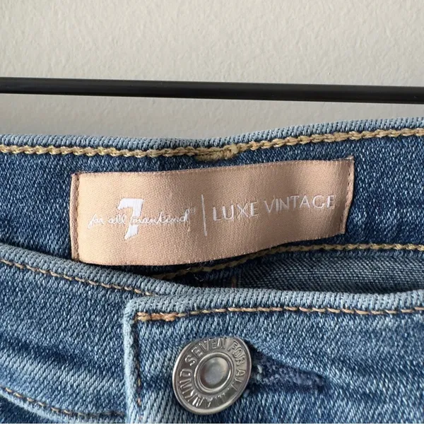 7 For All Mankind High Waist Slim Kick Jeans Dark Blue Wash Flare Jean denim EUC - Image 10