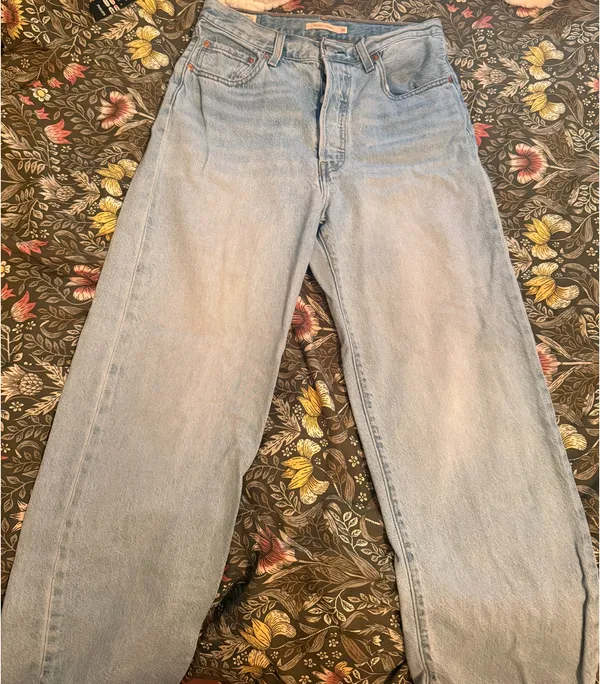 Levi’s Ribcage Straight Jeans - Image 4