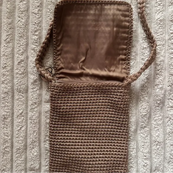 The Sak Brown Crochet Crossbody Bag - Image 3