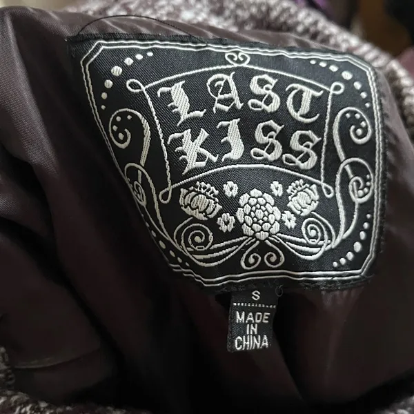 Last Kiss Y2K Vintage Poncho Cape - Sherlock Holmes Style - Image 7