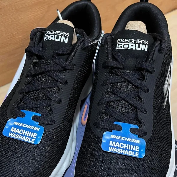 Skechers Women's Black Trainers - Image 3