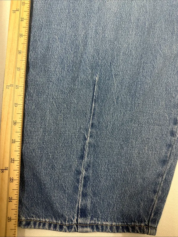 Universal Thread Blue High-Rise Wide-Leg Jeans - Image 9